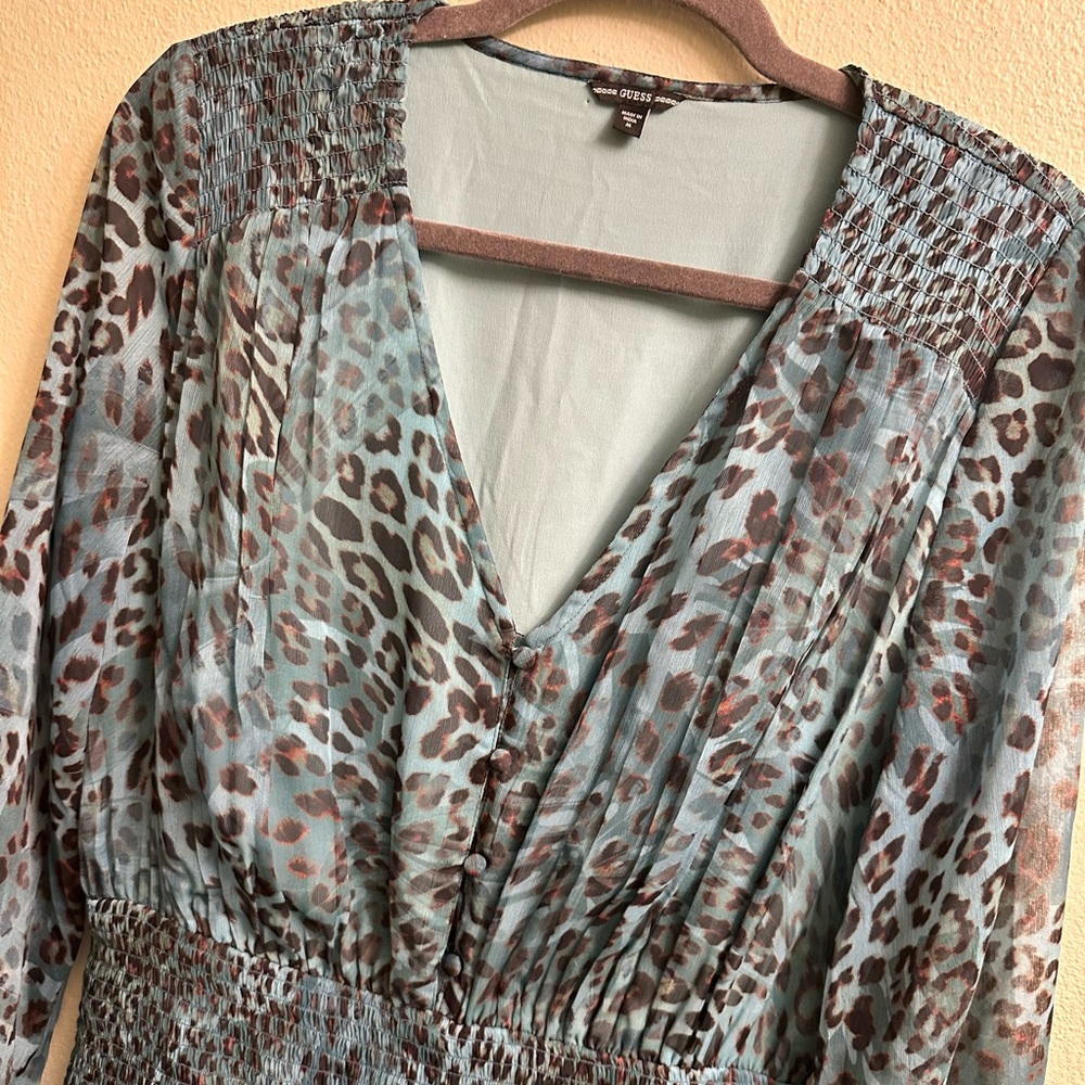 Guess Green Animal Print Long Sleeve V-Neck Midi Dress Size Medium - Picture 2 of 10